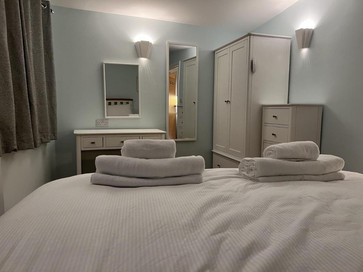 Charming Woodland Lodge 2 Person 1 Bedroom เกรทยาร์มัธ ภายนอก รูปภาพ