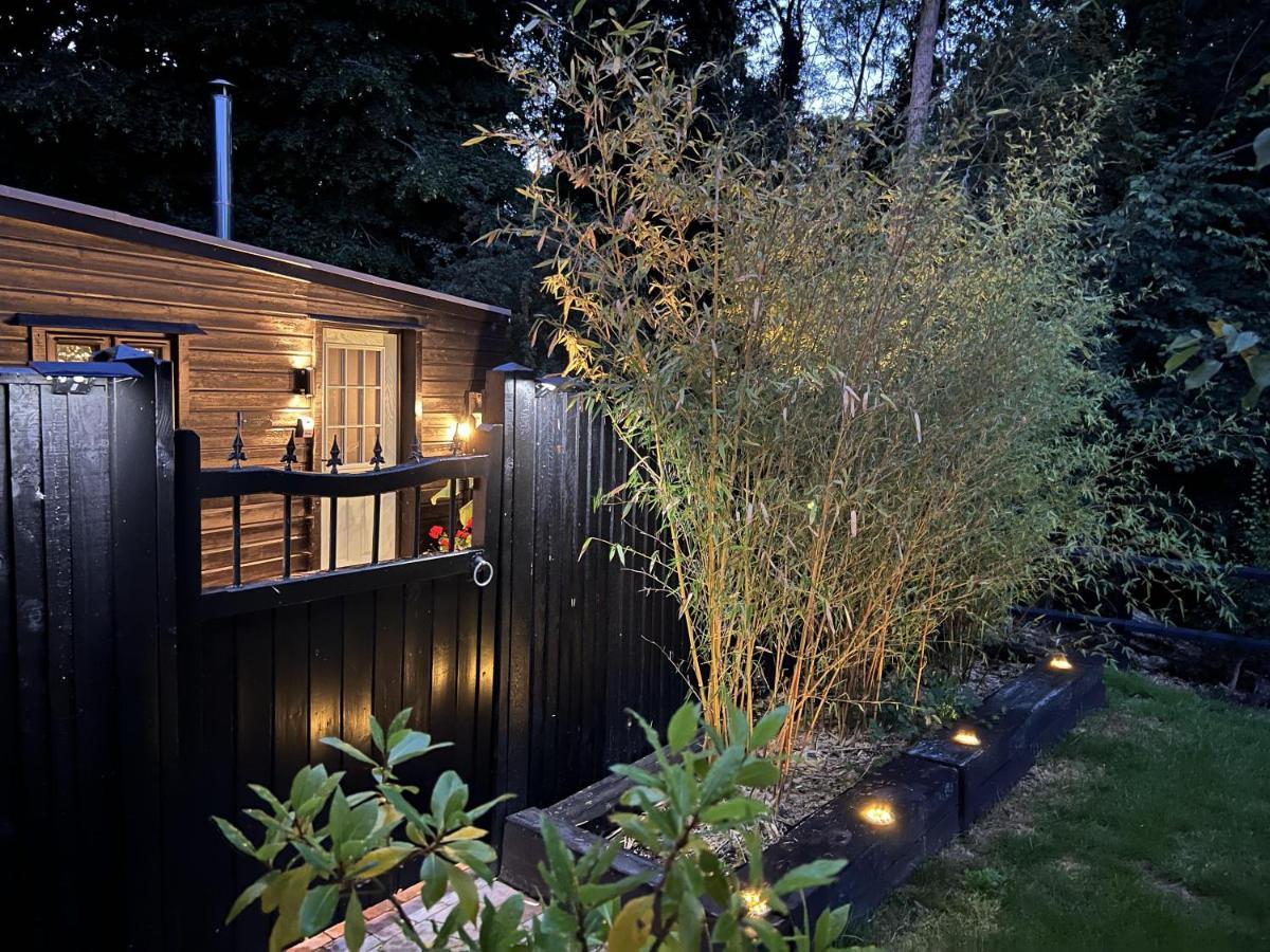 Charming Woodland Lodge 2 Person 1 Bedroom เกรทยาร์มัธ ภายนอก รูปภาพ