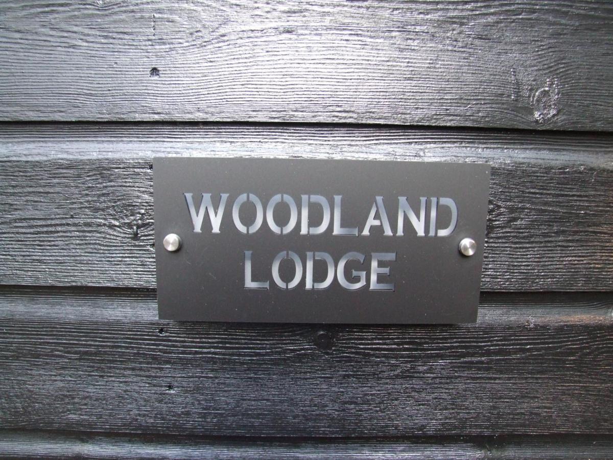Charming Woodland Lodge 2 Person 1 Bedroom เกรทยาร์มัธ ภายนอก รูปภาพ